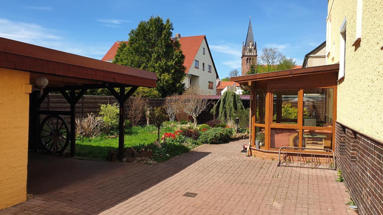 Haesselhof - 80Qm Ferienwohnung Im Zentrum Von Bad Liebenwerda Esterno foto